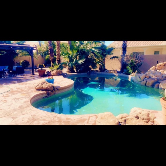 Meet your Posher, Erin - Picture 10 of 17